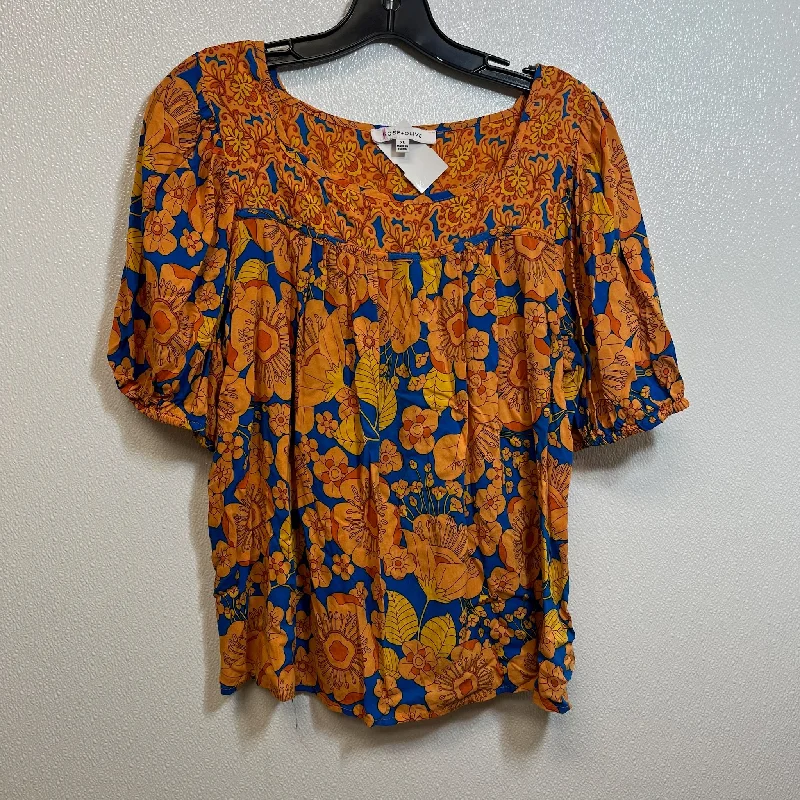 Top Short Sleeve By Rose And Olive In Orange, Size: Xl