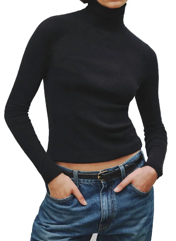 Lynnette Turtleneck Top In Black